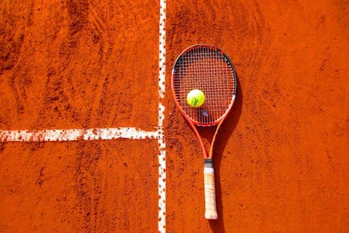 Neuro-Training dans le Tennis : Optimiser la Vision, la Coordination et la Performance